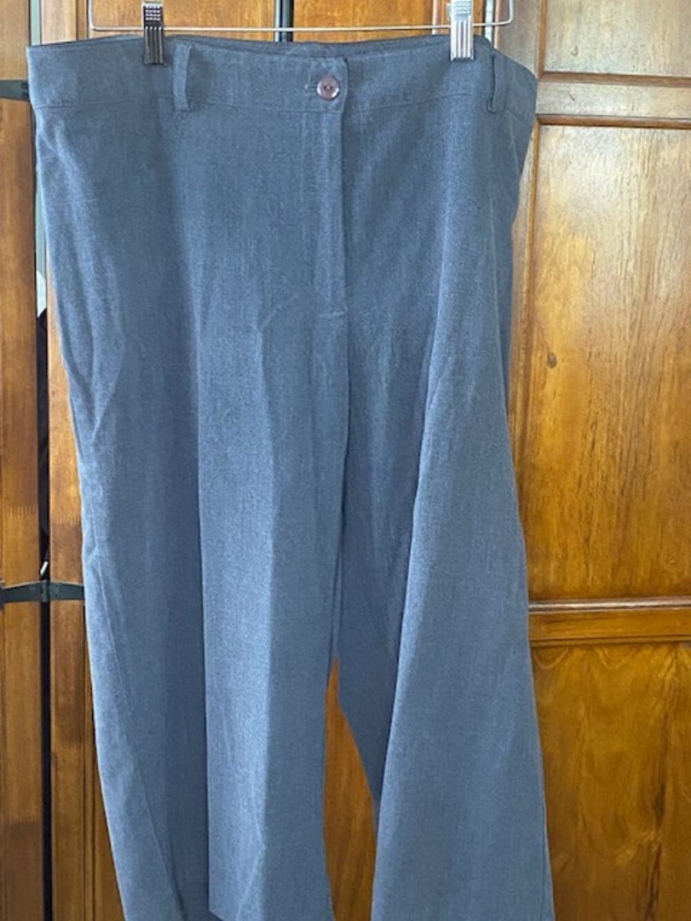 Zoey Beth Plus Women's 1X Charcoal Gray Straight Leg Dress Pants Stretch Career